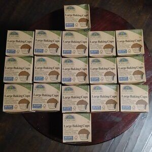 Lot of 17 unbleached large baking cup boxes = 1,020